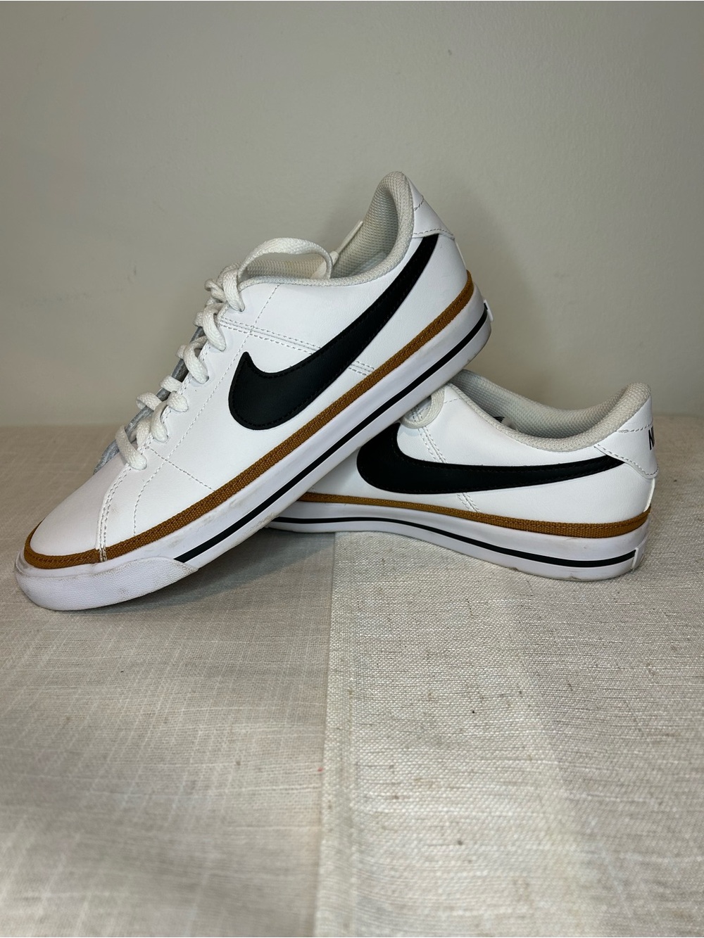 Nike Court Legacy White Sneakers  youth 6.5 or women 8.5-great condition